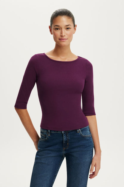 Common 3/4 Sleeve Top